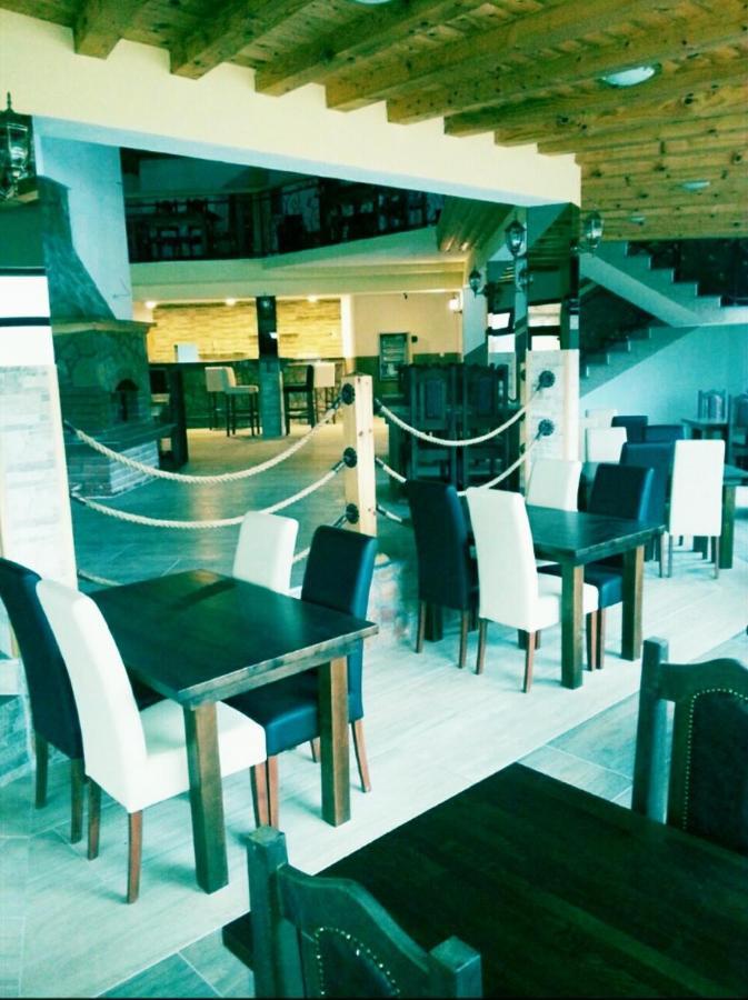Omladinski Hotel Rostovo بوغوينو المظهر الخارجي الصورة